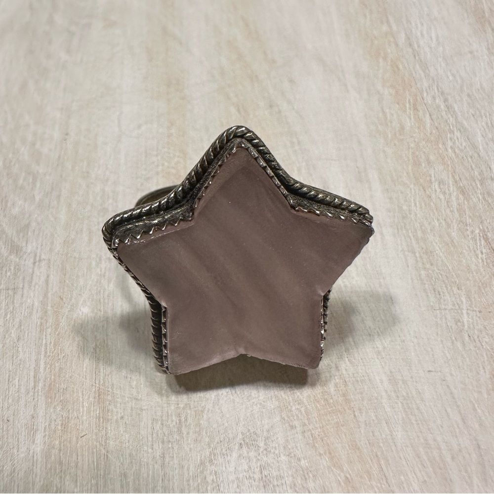 PINK Shell Star Ring - Picture 2 of 5